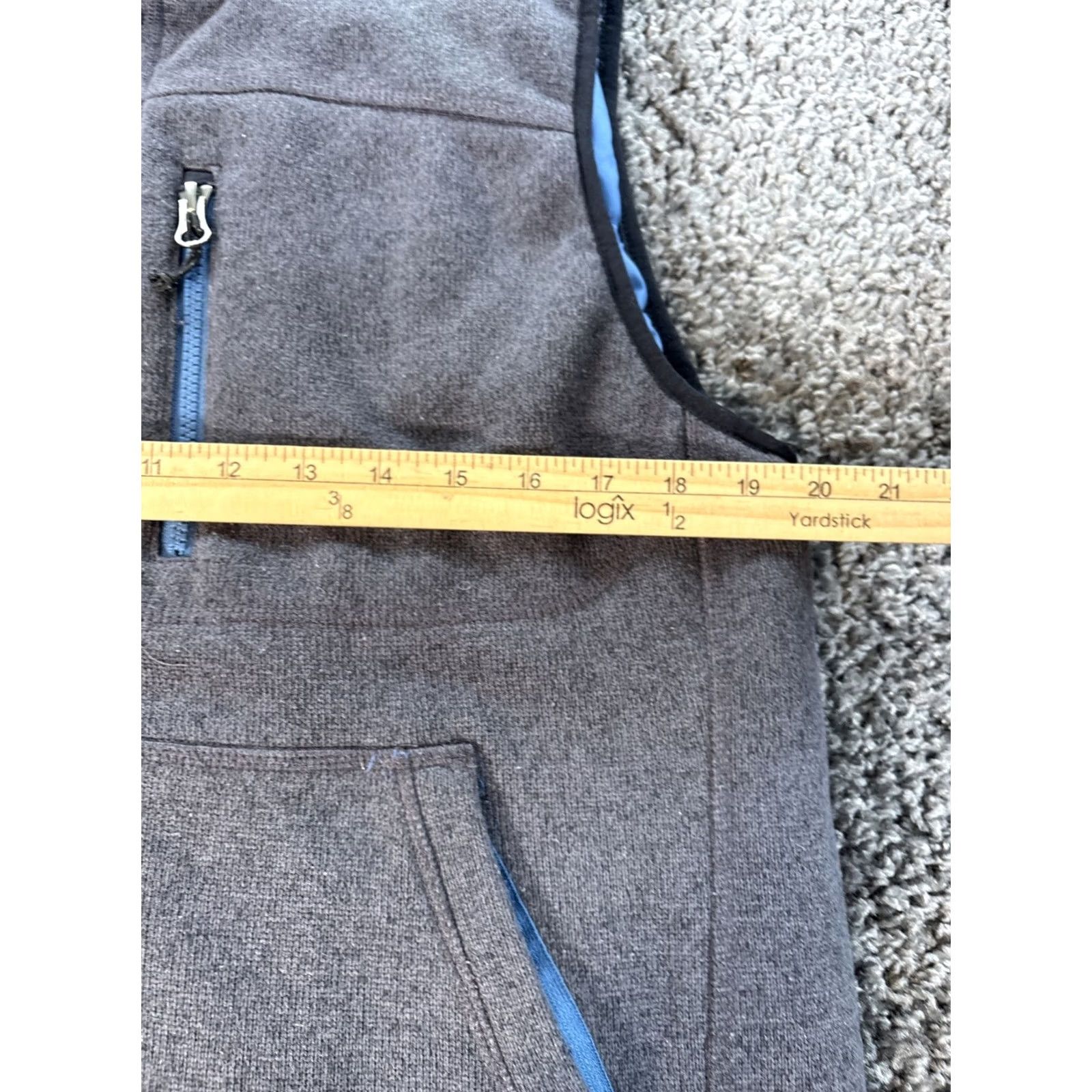Vintage LL Bean Vest Mens M Gray Full Zip Fleece Quilted Liner 298053 Size US M / EU 48-50 / 2 - 3 Thumbnail