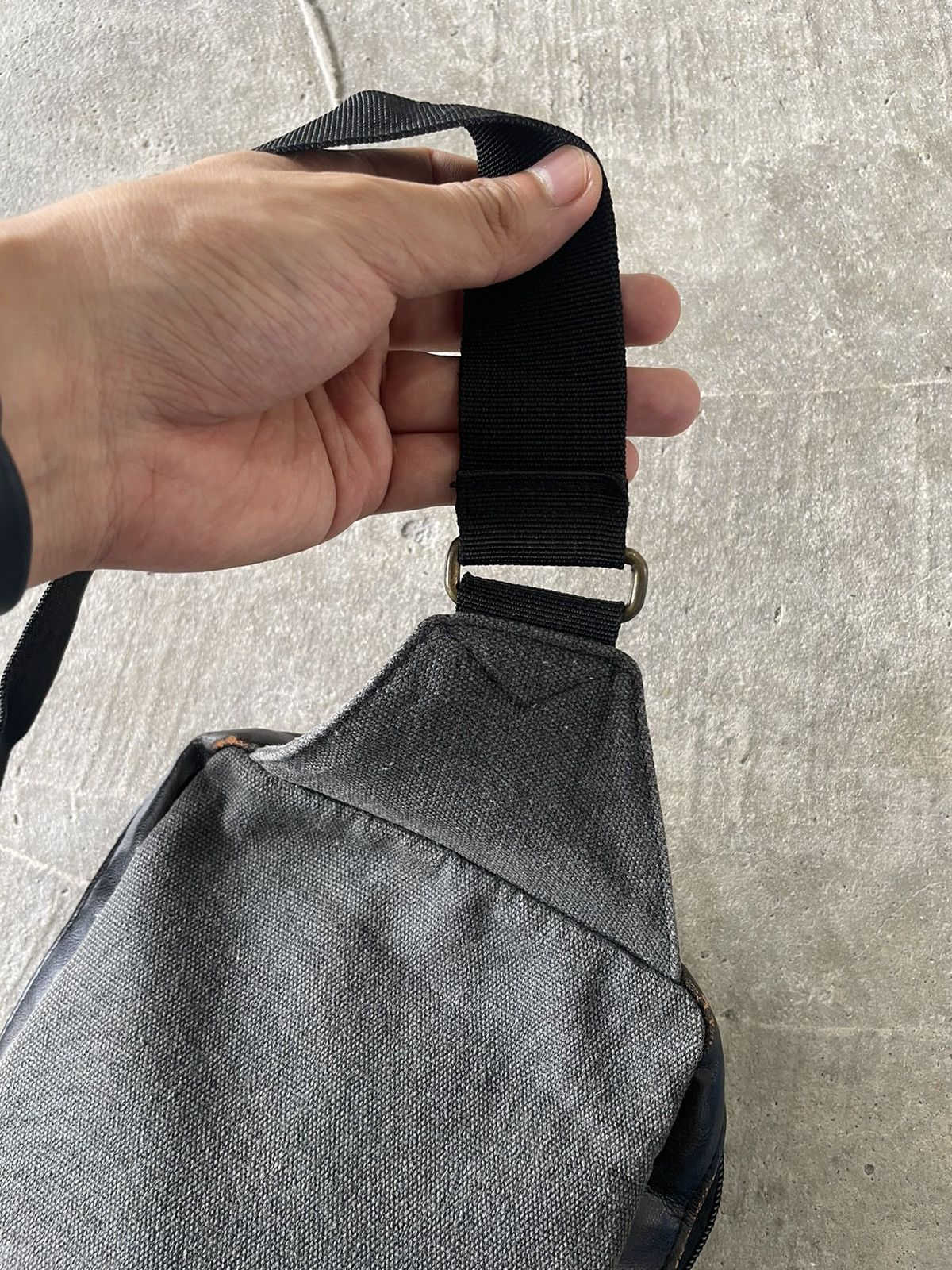 Japanese Brand × Seditionaries Fabric Connection Chrome CH Heart Crest Sling Bag Size ONE SIZE - 17 Thumbnail