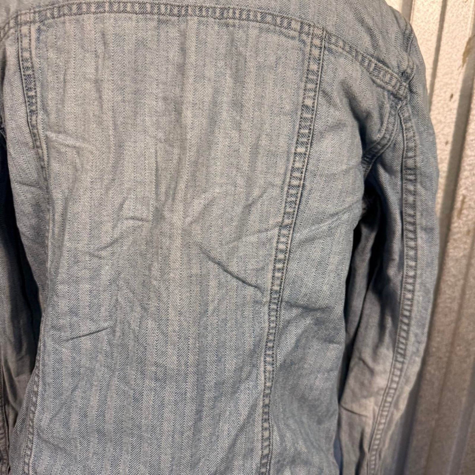Vintage light blue levis denim jacket