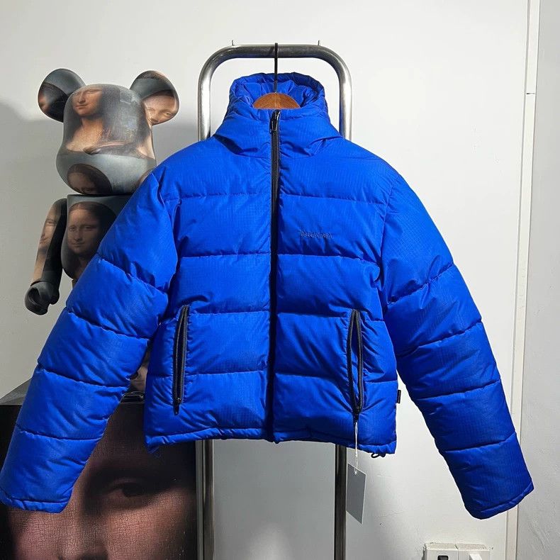 Balenciaga Balenciaga Embroidered Logo Down Jacket Size US M / EU 48-50 / 2 - 1 Thumbnail