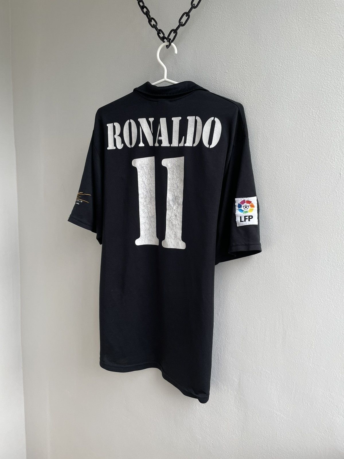 Vintage Real Madrid 2001 2002 RONALDO #11 Away Shirt Football Soccer Size US L / EU 52-54 / 3 - 2 Thumbnail