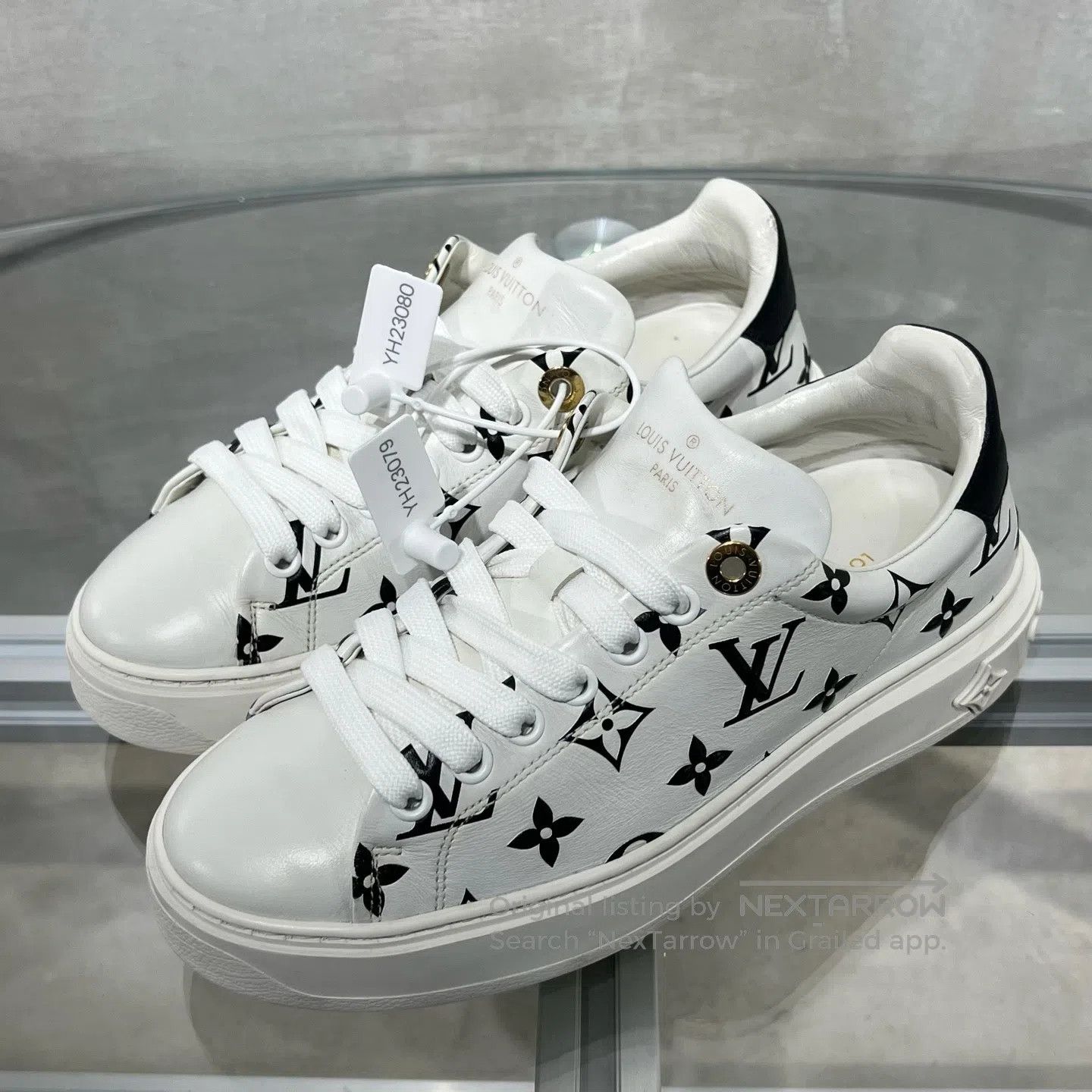 Louis Vuitton Louis Vuitton time out black and white full print shoes Size US 5.5 / IT 35.5 - 1 Thumbnail