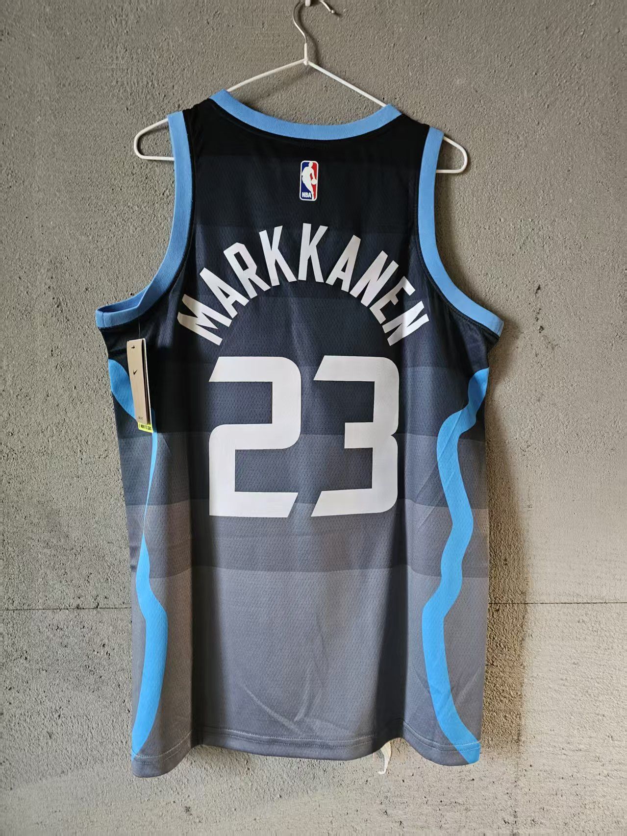 NBA Utah Jazz #23 Lauri Markkanen Jersey 2026 Size US M / EU 48-50 / 2 - 1 Thumbnail