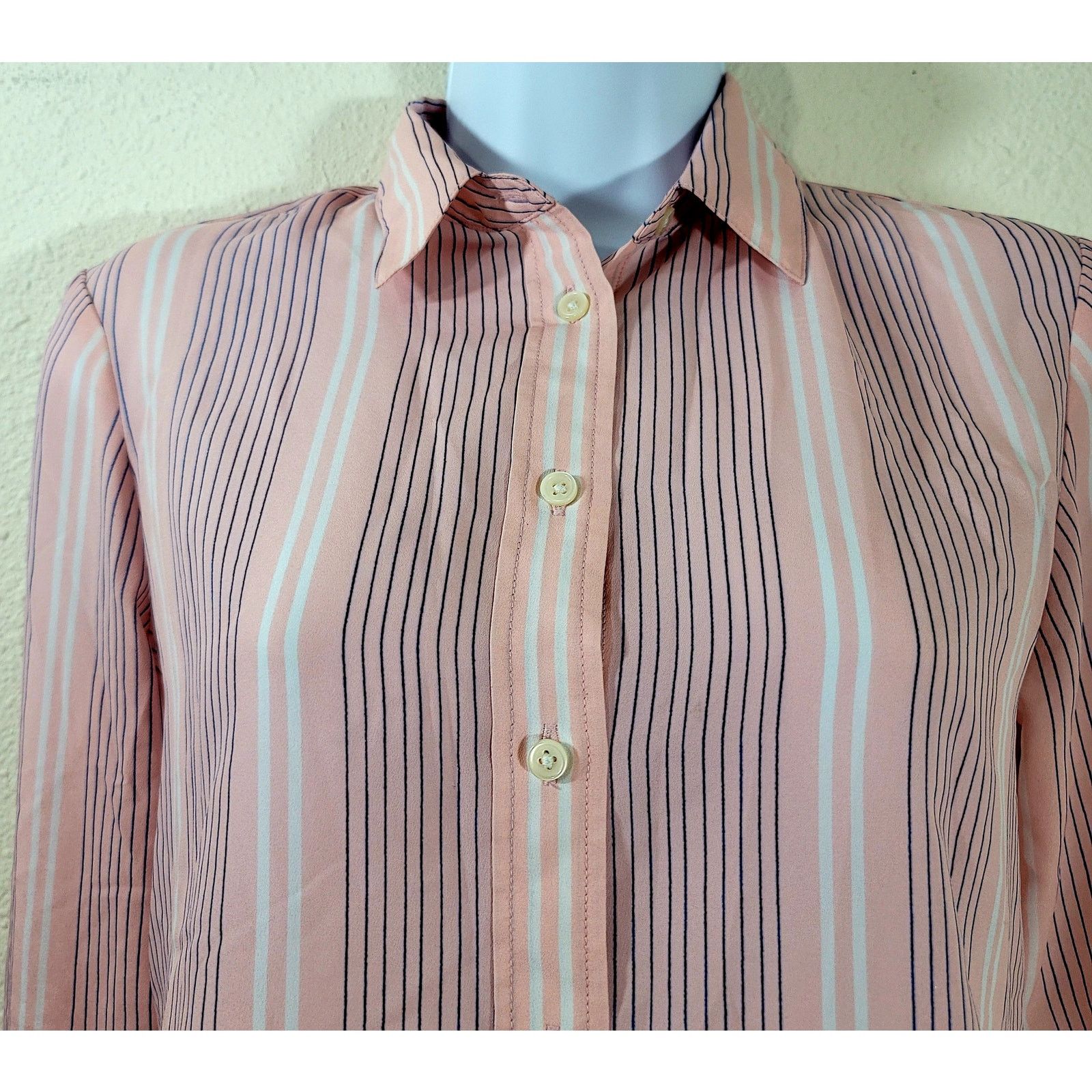Banana Republic Banana Republic Pink Blue Striped Button Up Top XS Petite Size XS / US 0-2 / IT 36-38 - 5 Thumbnail