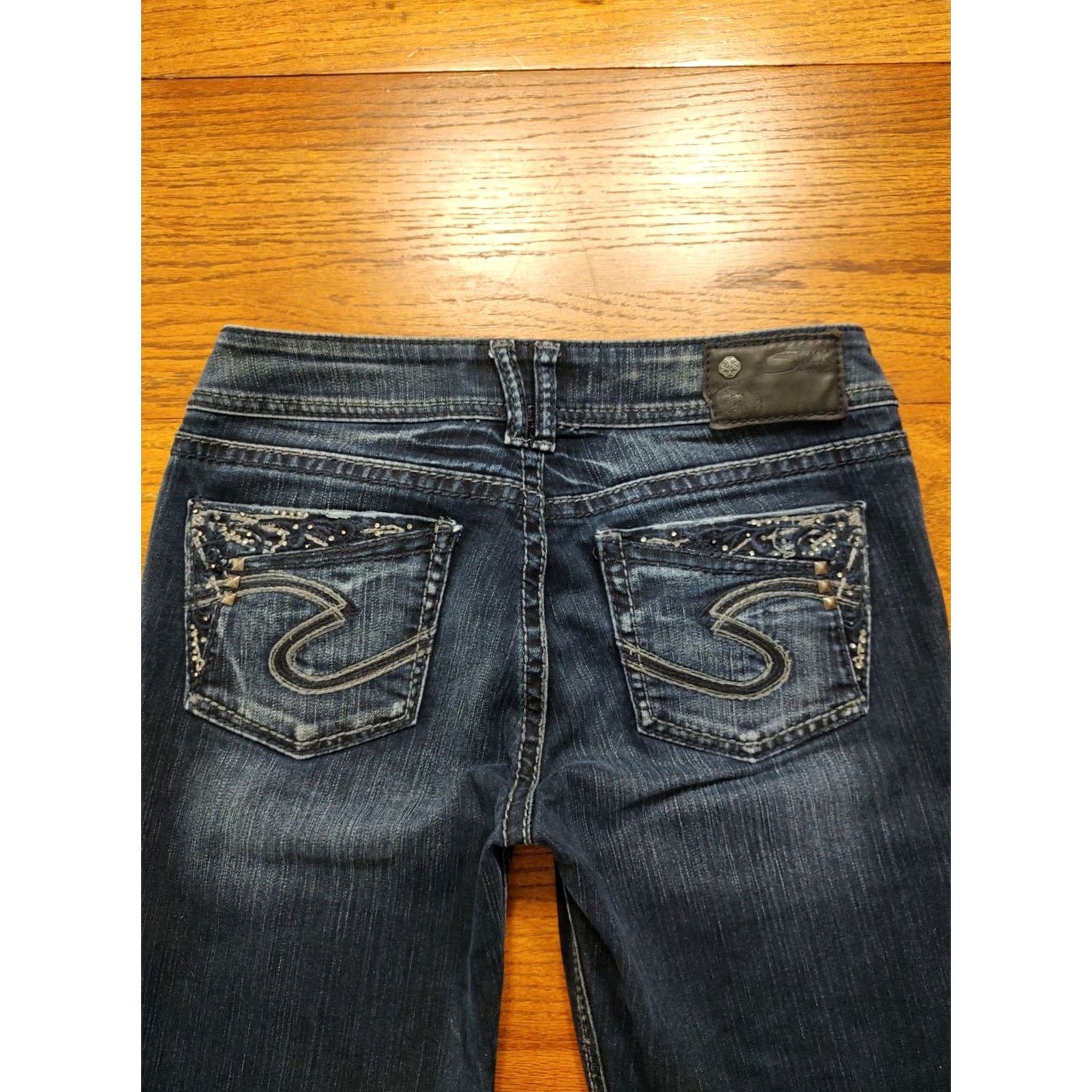 Silver Jeans Co. Silver Jeans Suki 17'' Denim Jeans Womens Bootcut Regular 28x31 Dark Wash Embroidered blue Jeans Womens Size 28" / US 6 / IT 42 - 3 Thumbnail