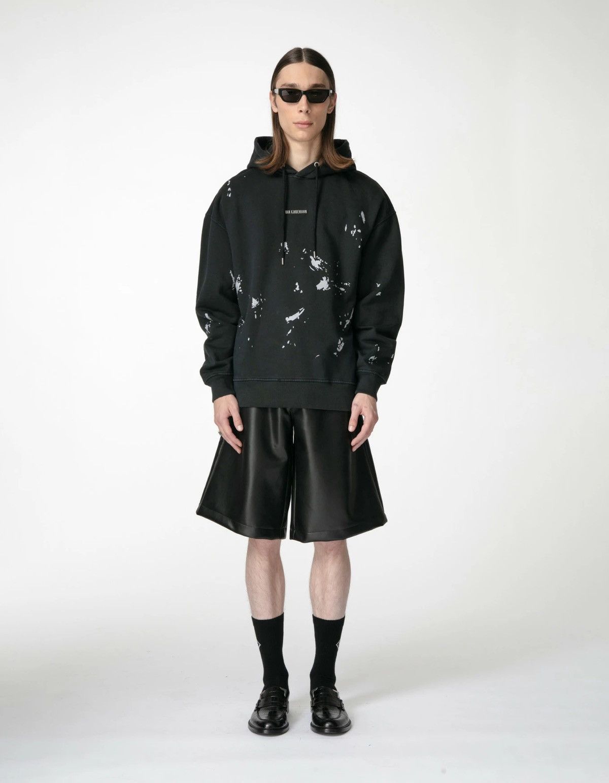 Han Kjobenhavn !DS! SS22 Han Kjobenhavn Black Suit Wide Leg Shorts Size US 32 / EU 48 - 1 Thumbnail