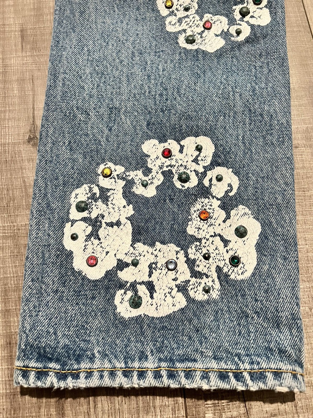 DENIM TEARS × Designer Denim Tears Rhinestone Cotton Wreath Jeans Size US 31 - 5 Thumbnail