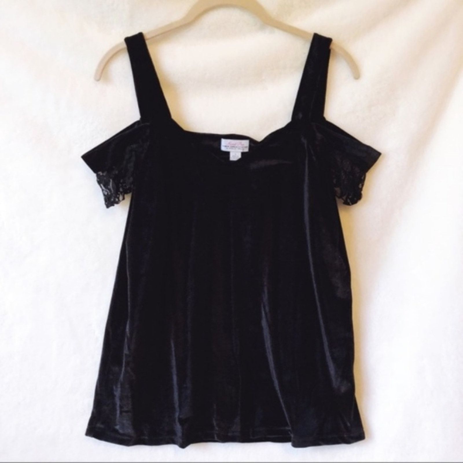 Other New York & Company Off Shoulder Laced Black Top Size S / US 4 / IT 40 - 6 Thumbnail