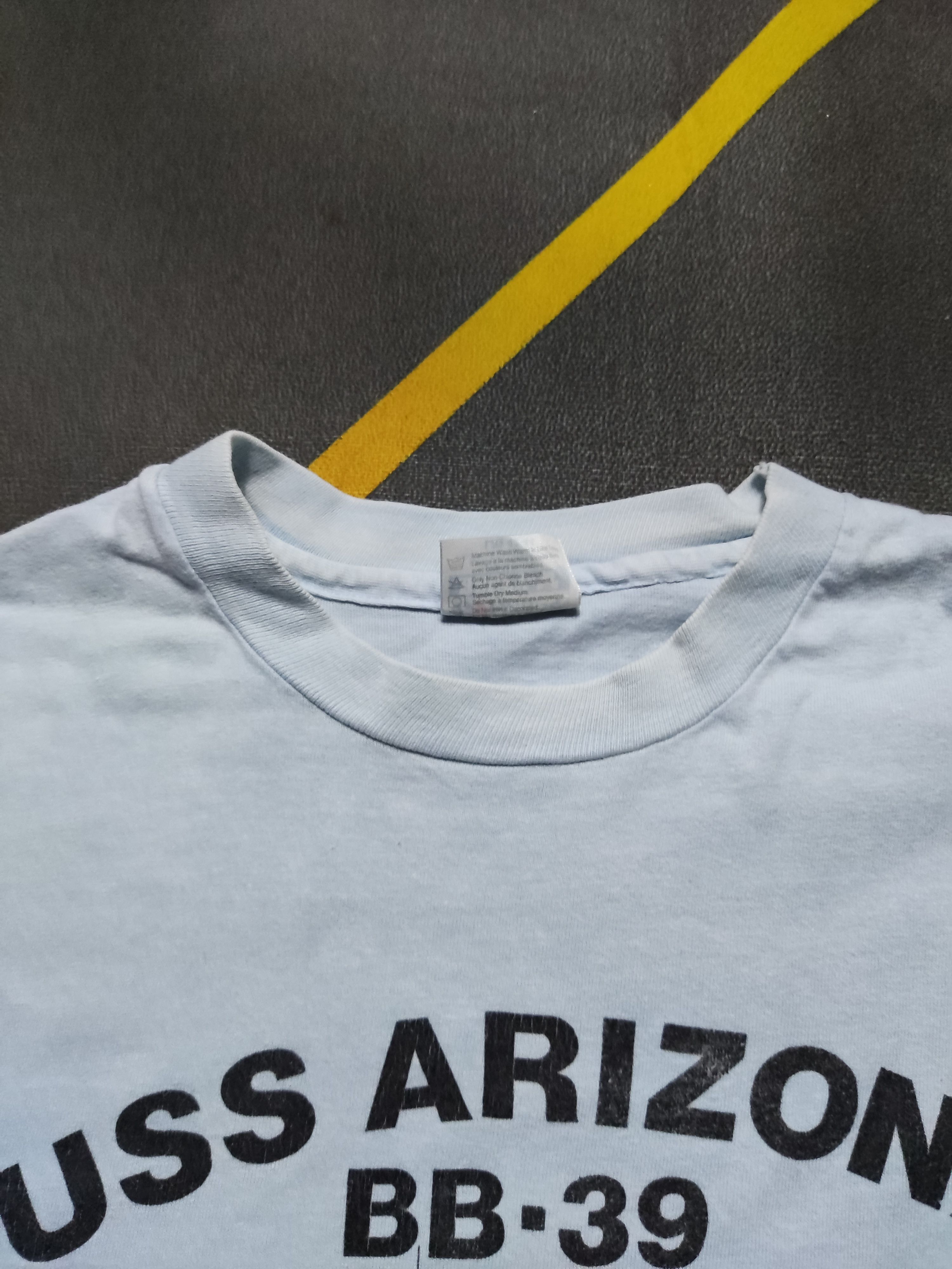 Rainbow × Vintage VTG Hanes USS Arizona BB-39 Pearl Harbor T Shirt Size US L / EU 52-54 / 3 - 6 Thumbnail
