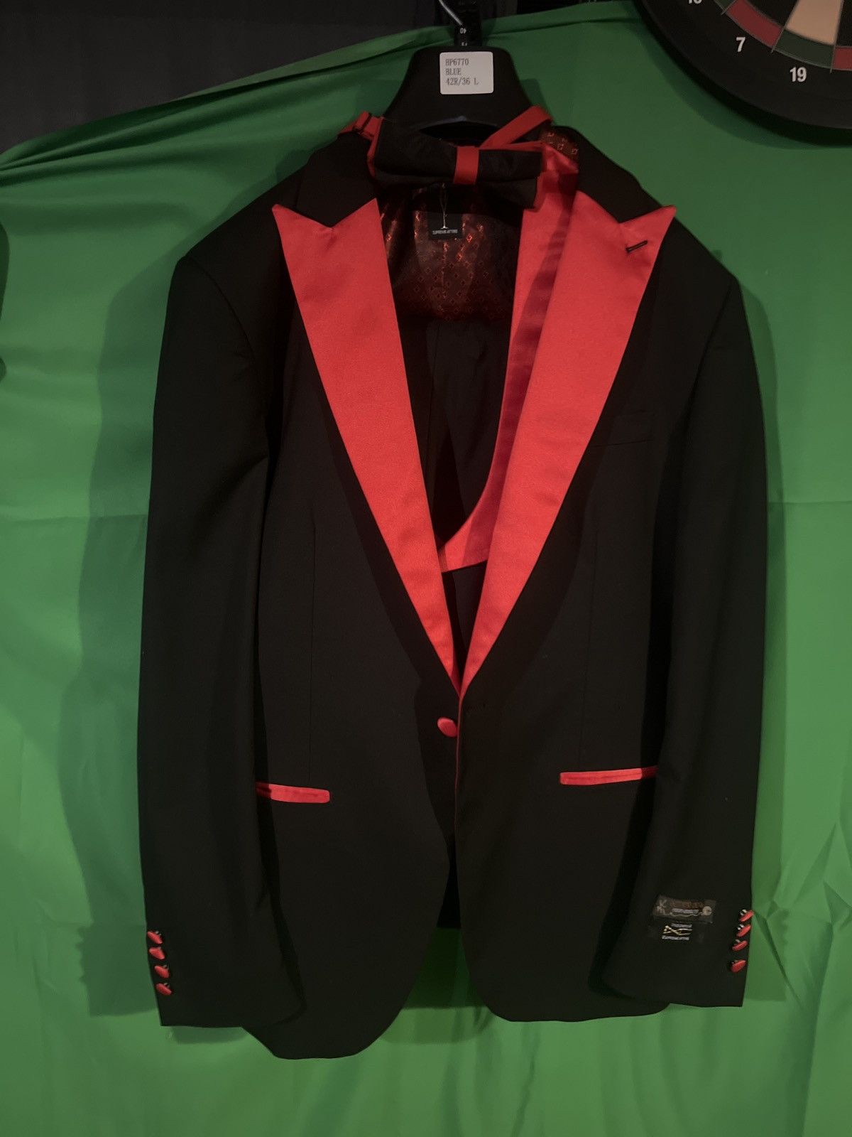 Insomnia Visuals Black and red suit set Size 40R - 1 Thumbnail