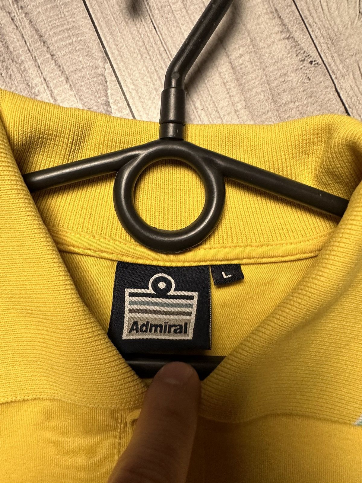 Vintage Vintage Admiral Argentina big logo size L logo rare yellow Size US L / EU 52-54 / 3 - 6 Thumbnail