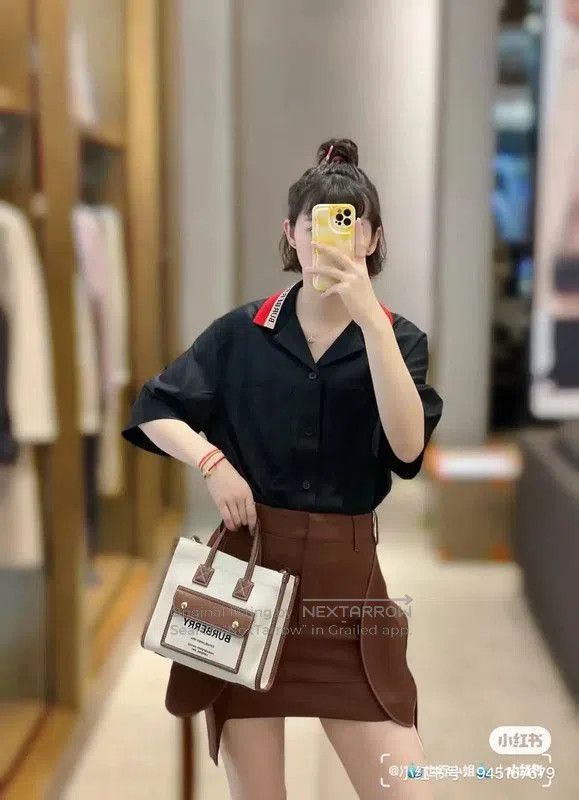 Burberry Burberry Summer Brown Wool Skirt. Size 23" - 8 Thumbnail
