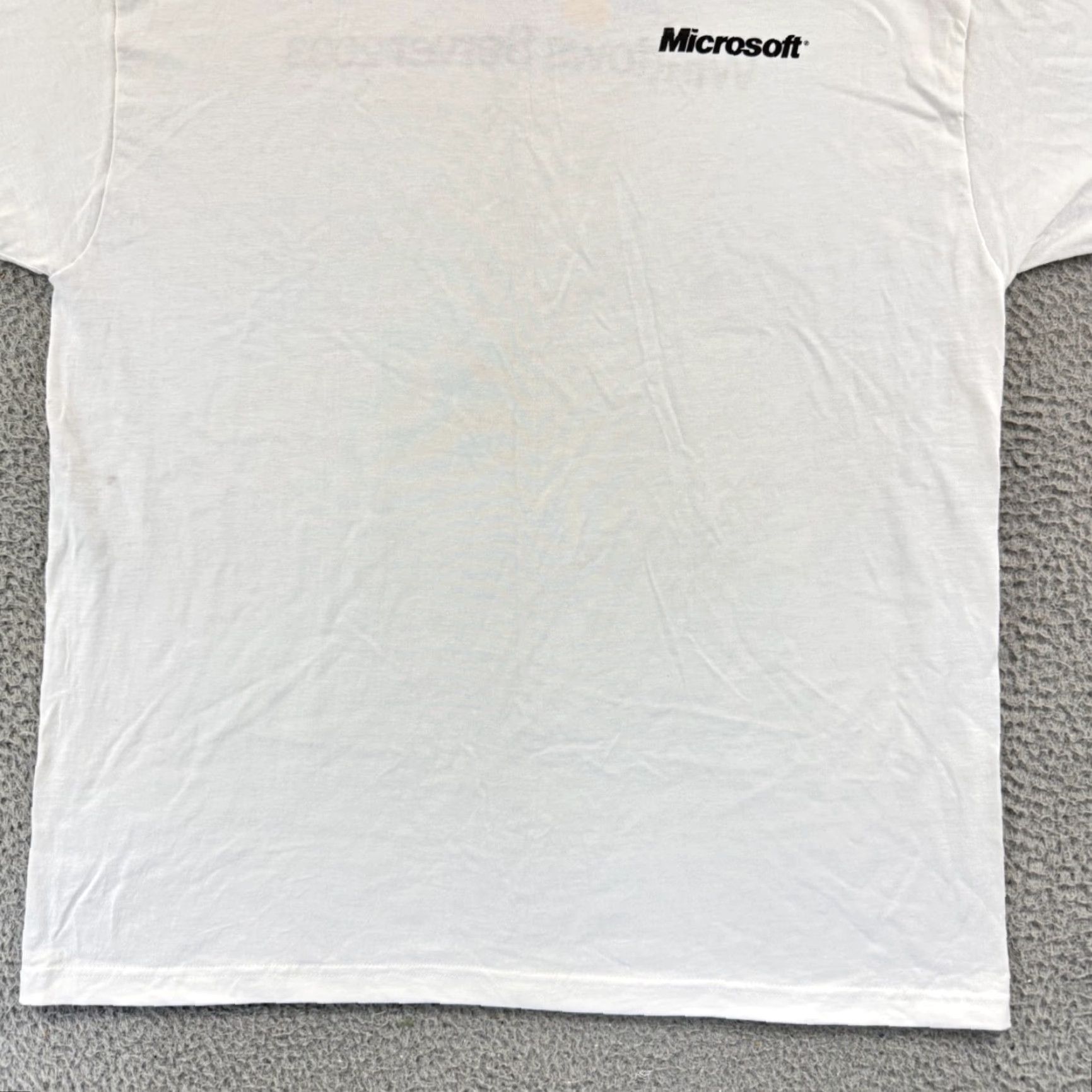 Fruit Of The Loom VINTAGE Microsoft Shirt Mens XL White Windows Server 2003 Short Sleeve Tech Y2K Logo Graphic Print 80s 90s USA USA Mens XL White Size US XL / EU 56 / 4 - 3 Thumbnail