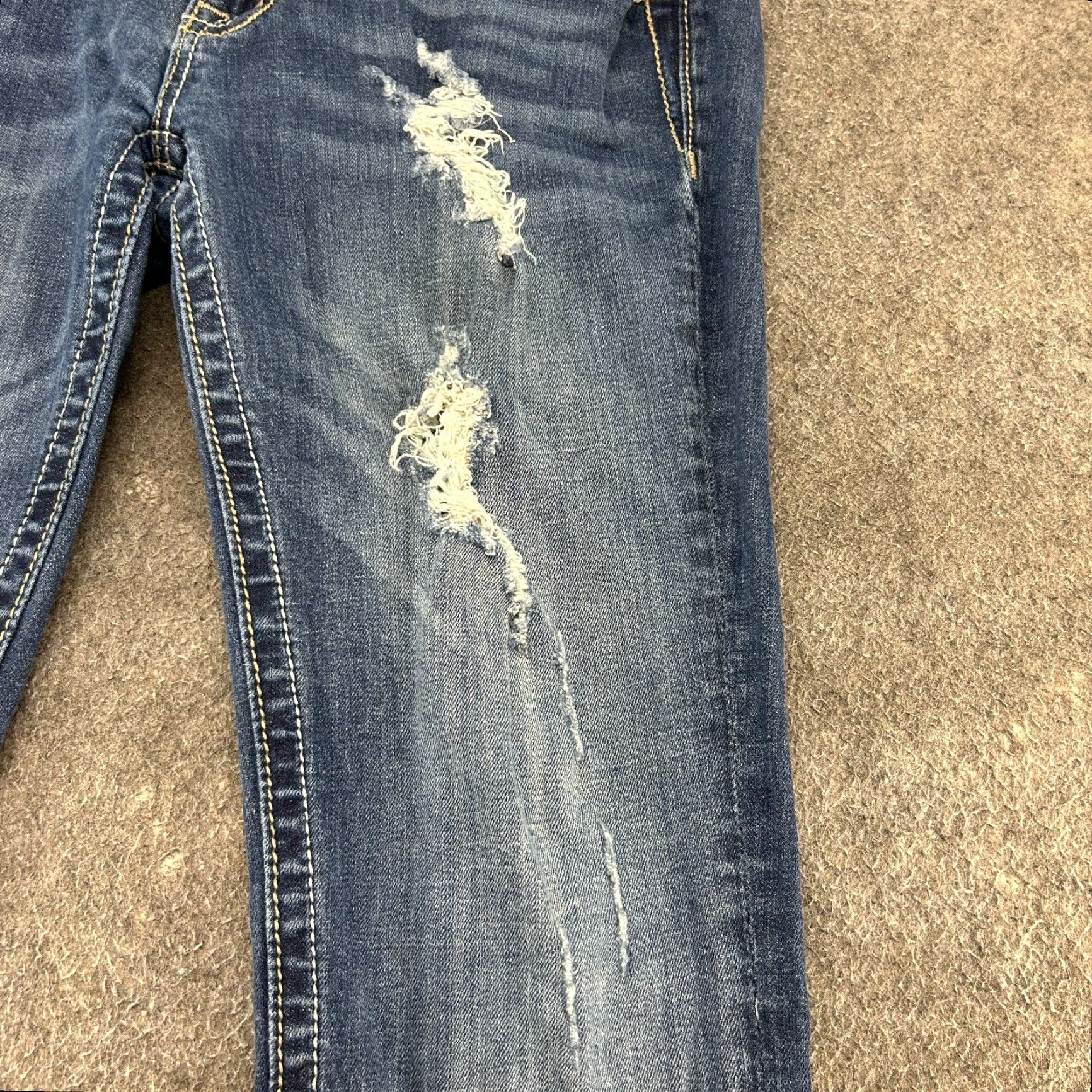 Miss Me Miss Me Jeans Womens 30x33 Blue Bootcut Dark Wash Distressed Rhinestone Sequin Embroidered Logo 5-Pocket Denim Cotton Blend Rock Western Vintage? No Size 30" / US 8 / IT 44 - 7 Thumbnail