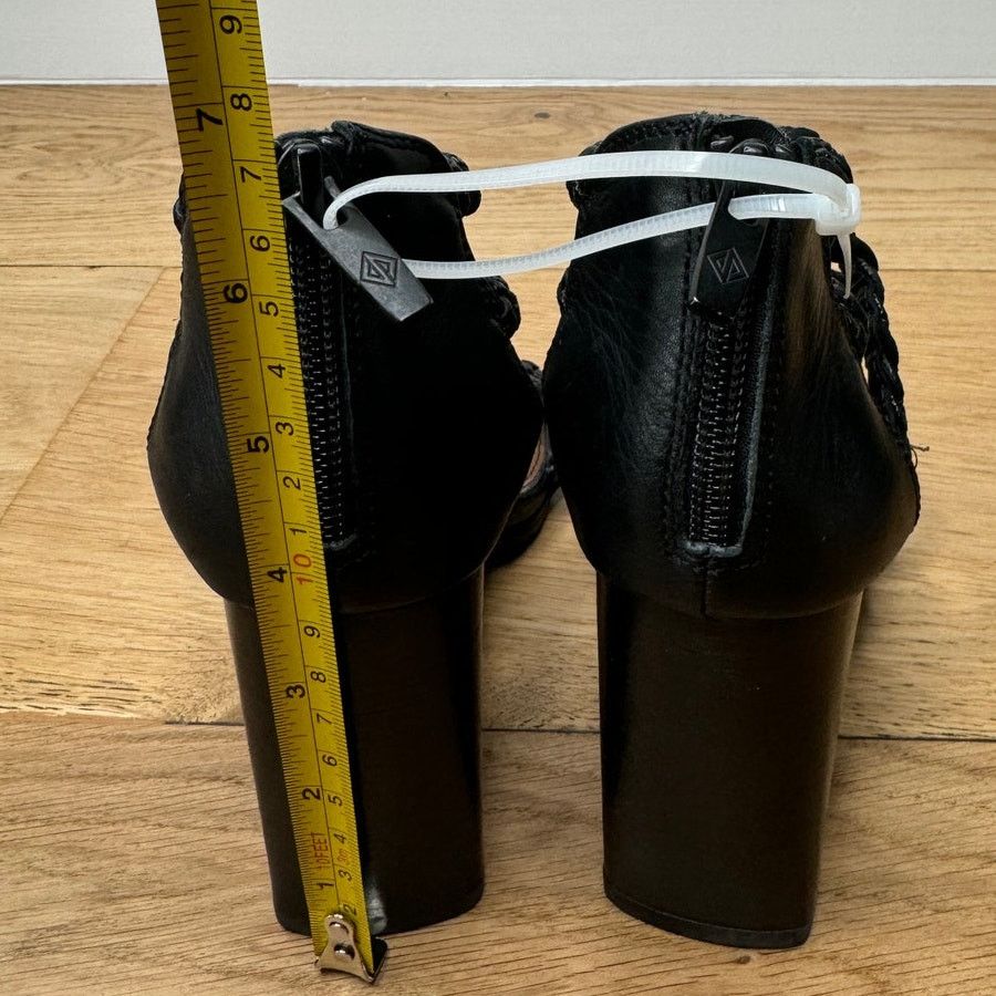 Donald Pliner NEW Donald Pliner Seska Braided Leather Block Heeled Sandals Size US 6 / IT 36 - 7 Thumbnail