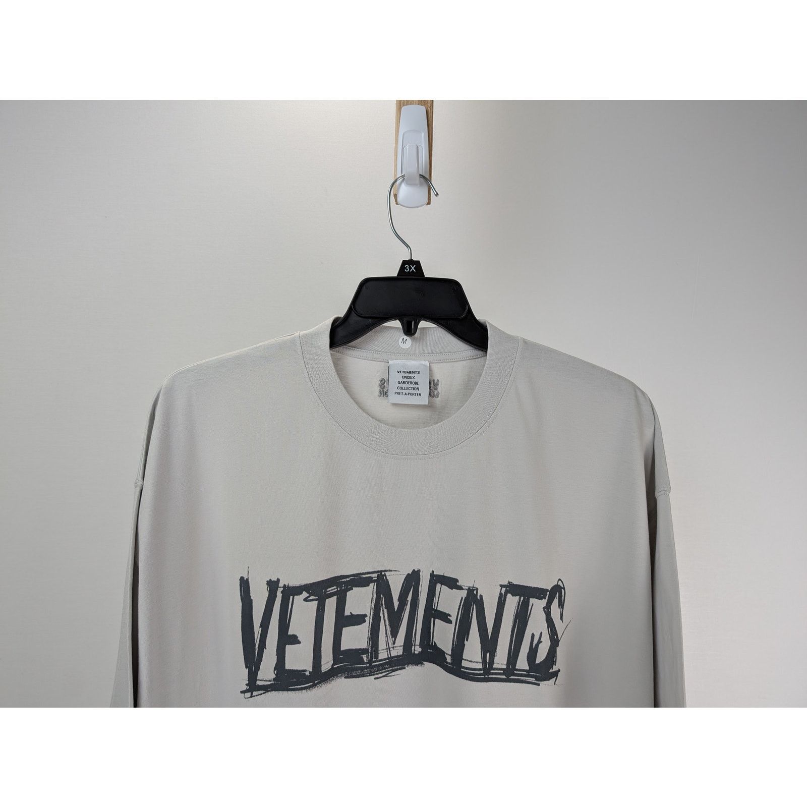 Vetements o1rshd1 Q:2 / Logo Short Sleeve T-Shirt in Grey Size US XS / EU 42 / 0 - 2 Thumbnail