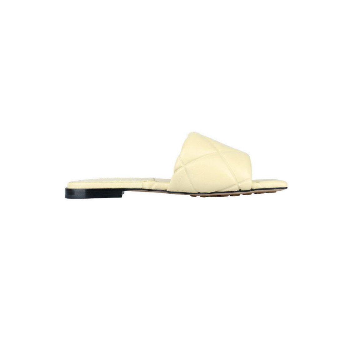 Bottega Veneta o1bcso1str0924 Lido Sandals in Ivory Size US 11 / IT 41 - 1 Thumbnail