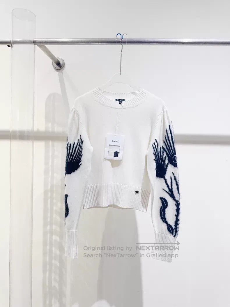 Chanel Chanel 21A Castle Series Sweater Size XS / US 0-2 / IT 36-38 - 1 Thumbnail