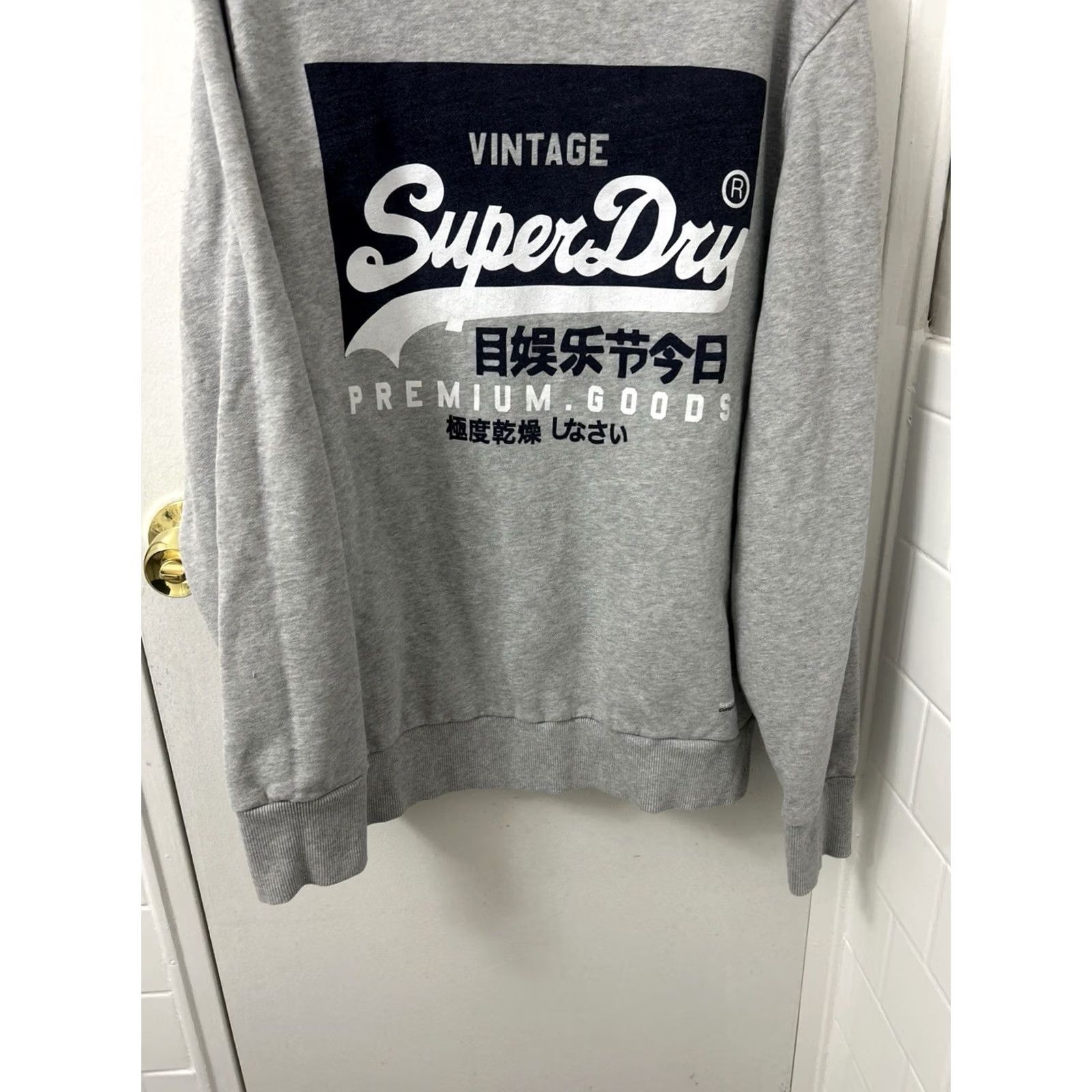 Superdry VINTAGE Superdry Sweatshirt Crewneck Mens XL Gray Pullover L/S Premium Goods Logo Graphic Print Size US XL / EU 56 / 4 - 3 Thumbnail