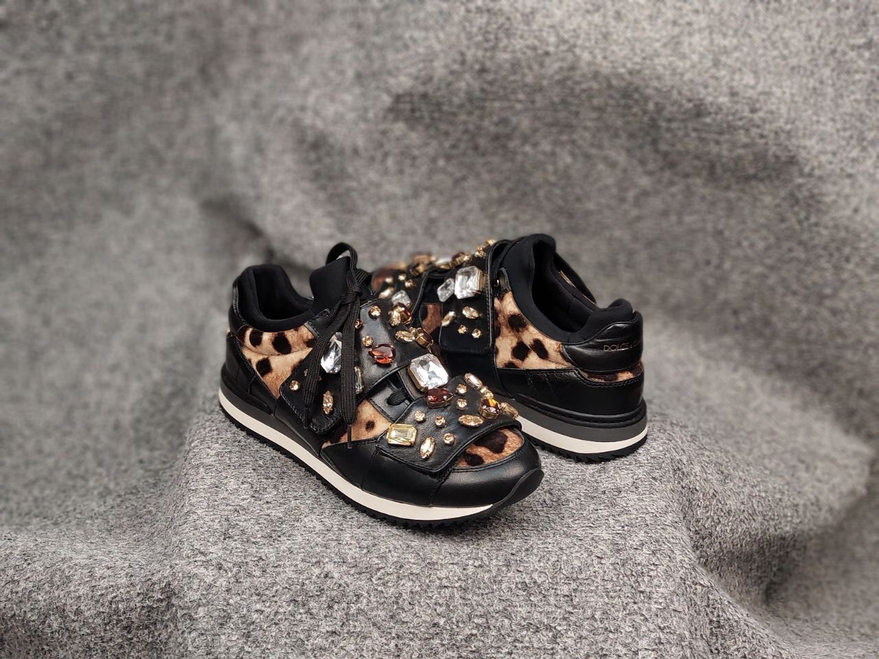 Dolce & Gabbana Dolce & Gabbana Leopard pattern stones velutto Sneakers Size US 9.5 / IT 39.5 - 12 Thumbnail