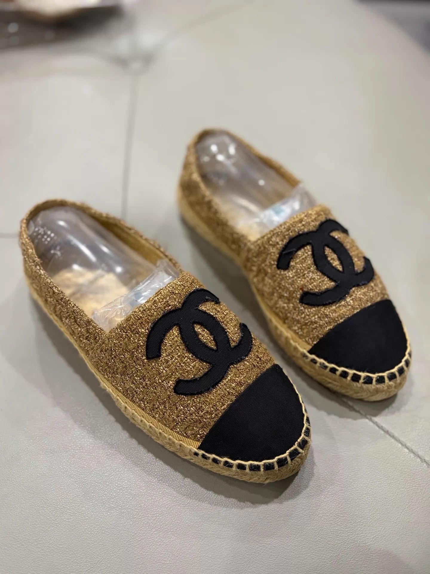 Chanel CHANEL Gold Thread Fisherman Shoes 99 New 37 (Fits 36) Size US 5.5 / IT 35.5 - 1 Thumbnail