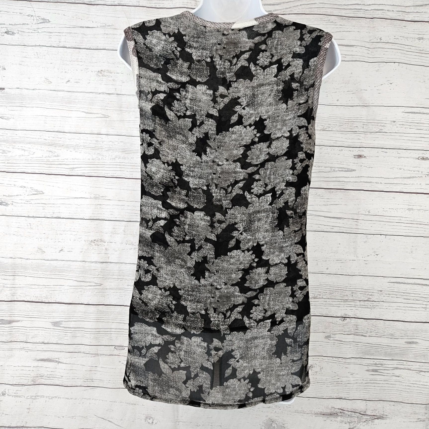 Vintage Cabi 3057 Womens Tank Top XS Black White Floral Cowl Neck Sleeveless Size XS / US 0-2 / IT 36-38 - 3 Thumbnail