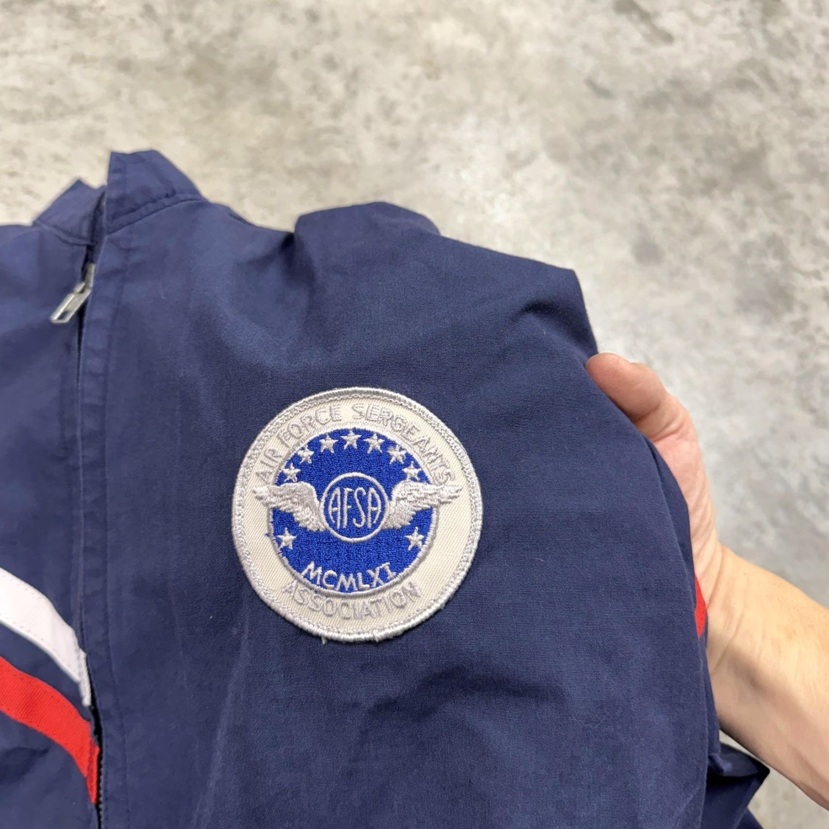 Vintage VINTAGE Air Force Sergeants Jacket Mens Large Flight Windbreaker 90s Size US L / EU 52-54 / 3 - 3 Thumbnail