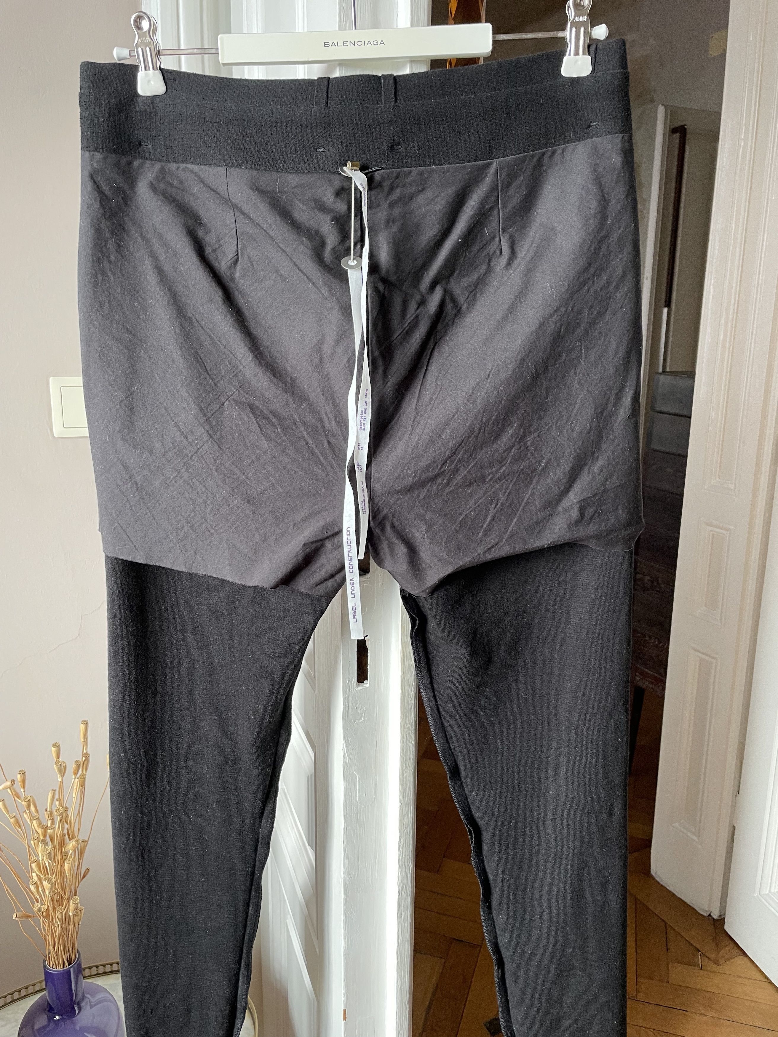 Label Under Construction LABEL UNDER CONSTRUCTION Slim Fit One Cut Pants SIZE 46 Size US 30 / EU 46 - 17 Thumbnail