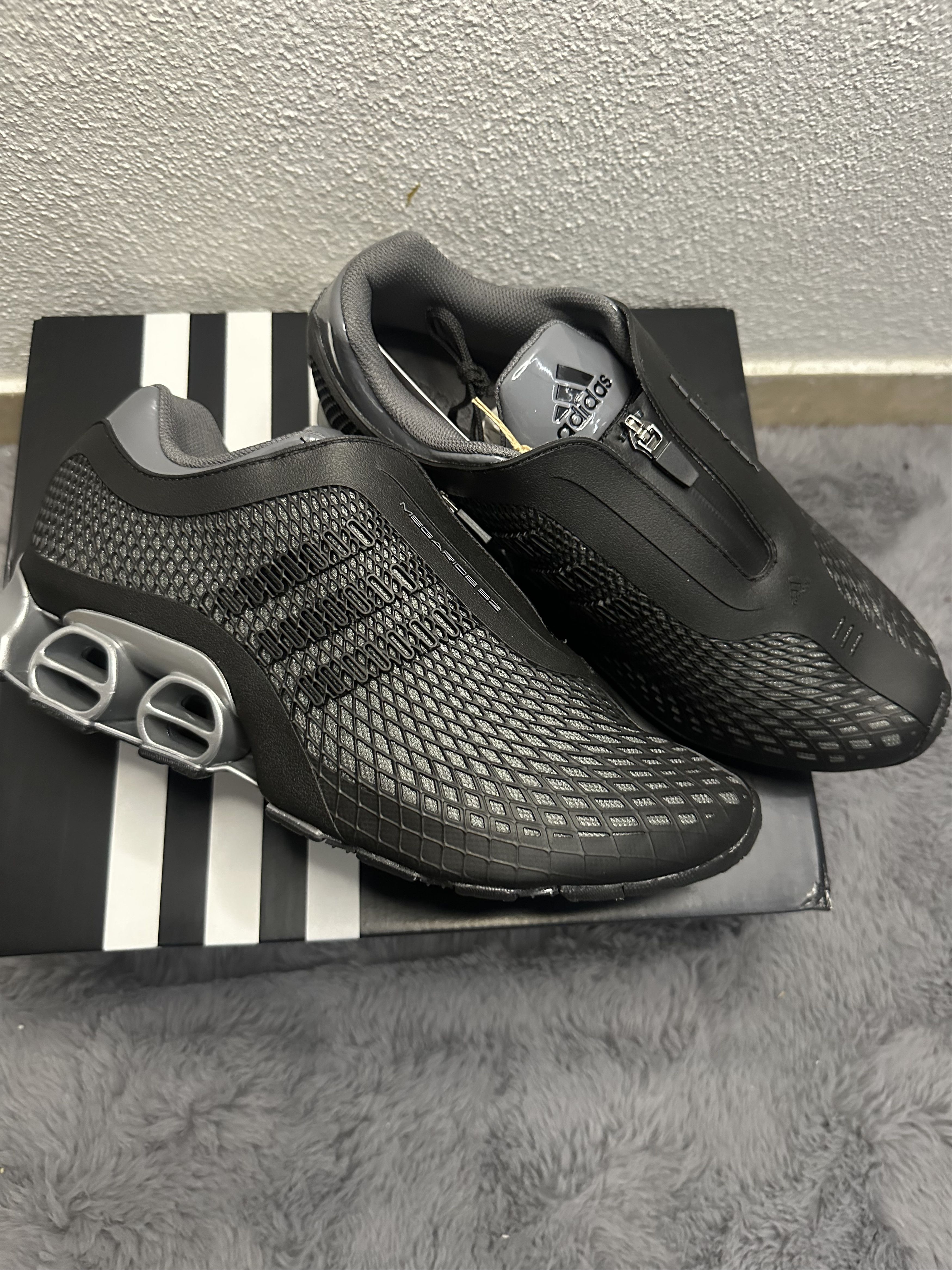 Adidas Adidas MEGARIDE S2 Size US 10 / EU 43 - 1 Thumbnail