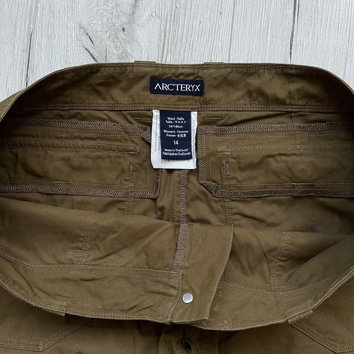 Arc'teryx Vintage Arcteryx Cargo Bondage Shorts Breeches Y2K Brown Size US 32 / EU 48 - 7 Thumbnail