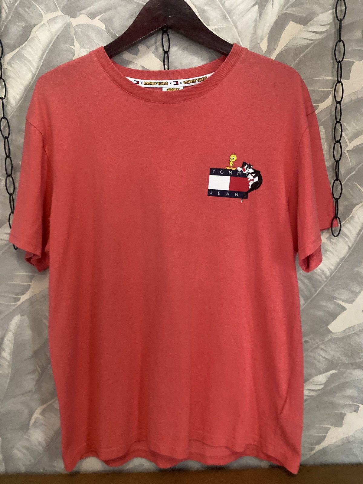 Tommy Hilfiger tommy hilfiger X looney tunes tee vintage Size US L / EU 52-54 / 3 - 2 Thumbnail