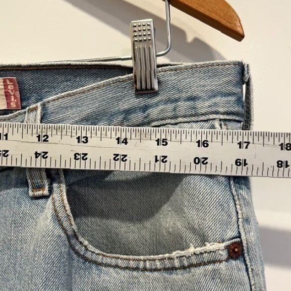 Levi's VINTAGE Levi's 505 Regular Fit Distressed Knees Blue Denim Jeans Mens Size 35 X 30 Size US 35 - 4 Thumbnail