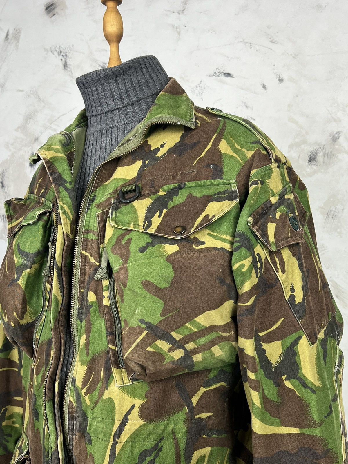 Vintage Vintage British Military Camo Jacket Size L - XL Size US XL / EU 56 / 4 - 4 Thumbnail