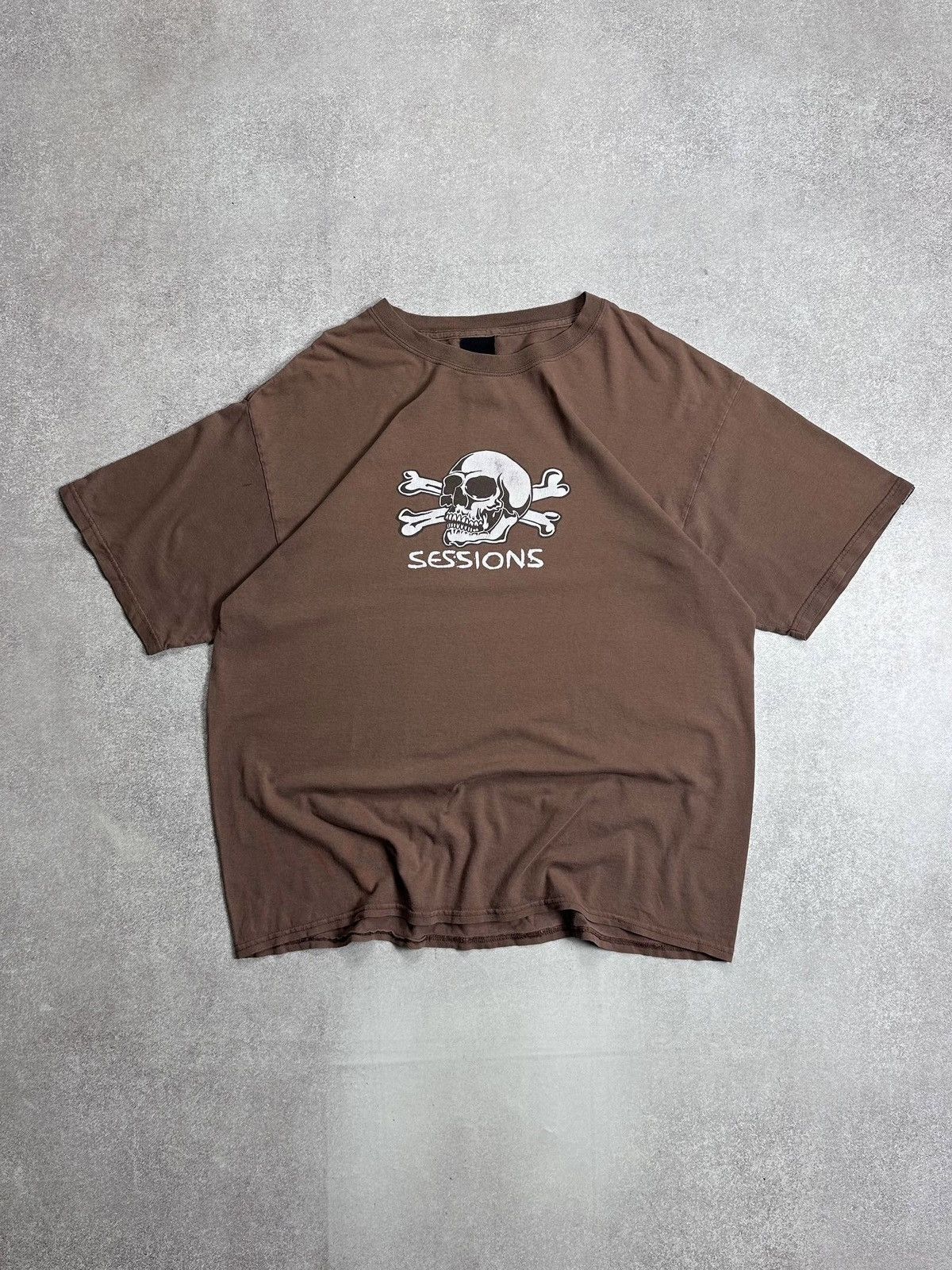 Sessions Vintage Sessions Skull Y2K Brown T-shirt XL Size US XL / EU 56 / 4 - 1 Thumbnail