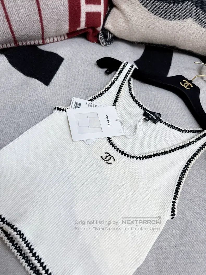Chanel Chanel 22C early spring show white and black rolled-edge k Size XS / US 0-2 / IT 36-38 - 4 Thumbnail