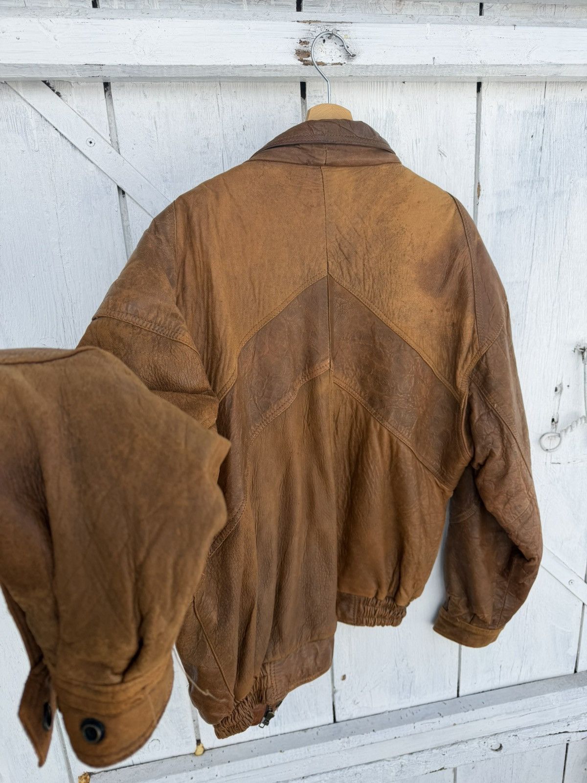 Vintage Vintage leather jacket bomber Size L / US 10 / IT 46 - 8 Thumbnail