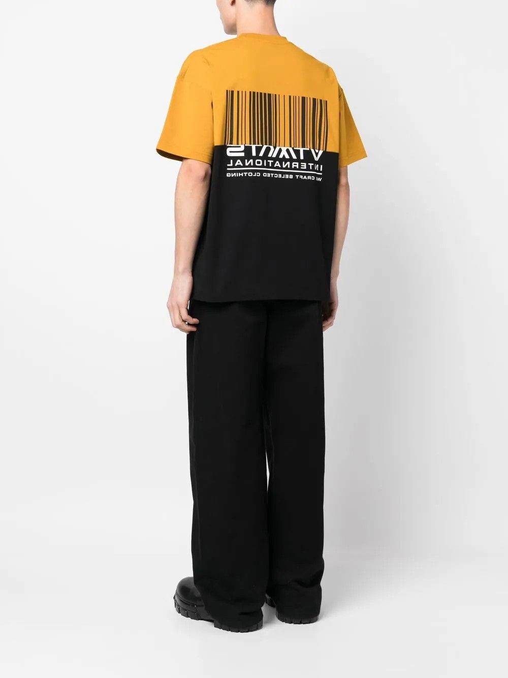 Vetements VETEMENTS Vtmnts mustard black barcode oversize t-shirt Size US S / EU 44-46 / 1 - 4 Thumbnail