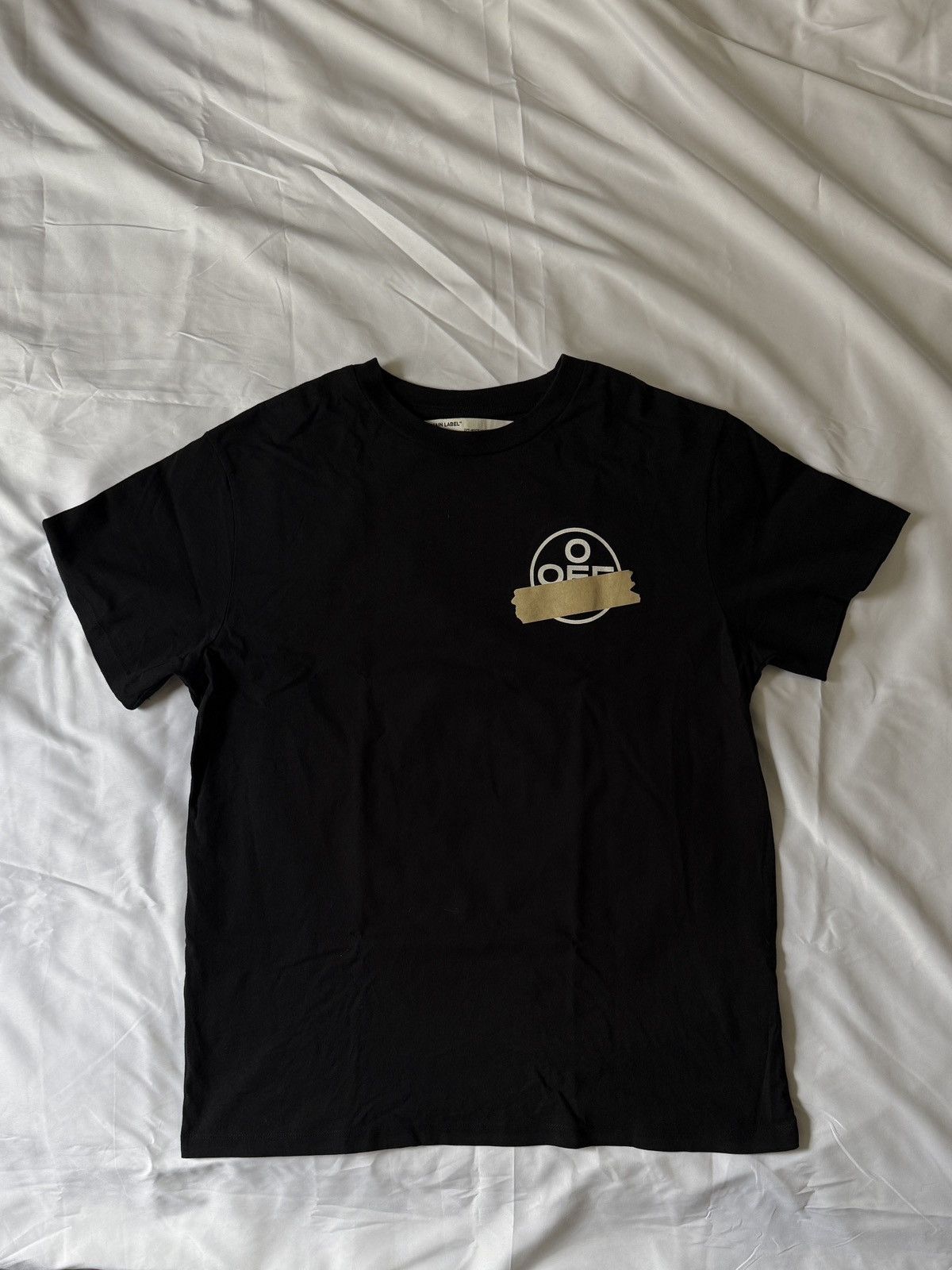 Off-White Authentic Off-White Tape Arrows T-shirt Black Size US XS / EU 42 / 0 - 2 Thumbnail