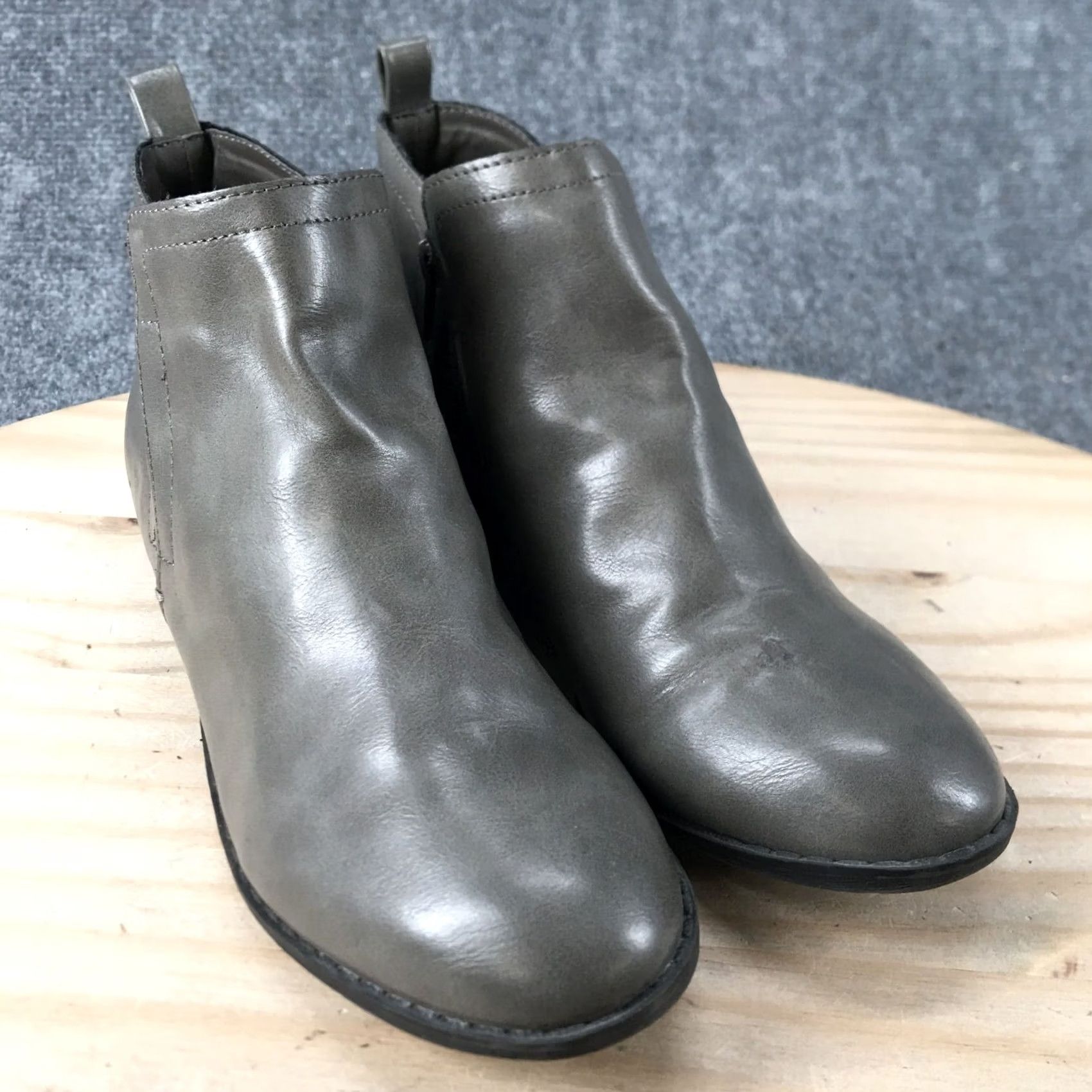 Vintage American Rag Womens Boots Cadee Ankle Booties Heels Beige Faux Leather Zip 8.5 M Size US 9 / IT 39 - 3 Thumbnail