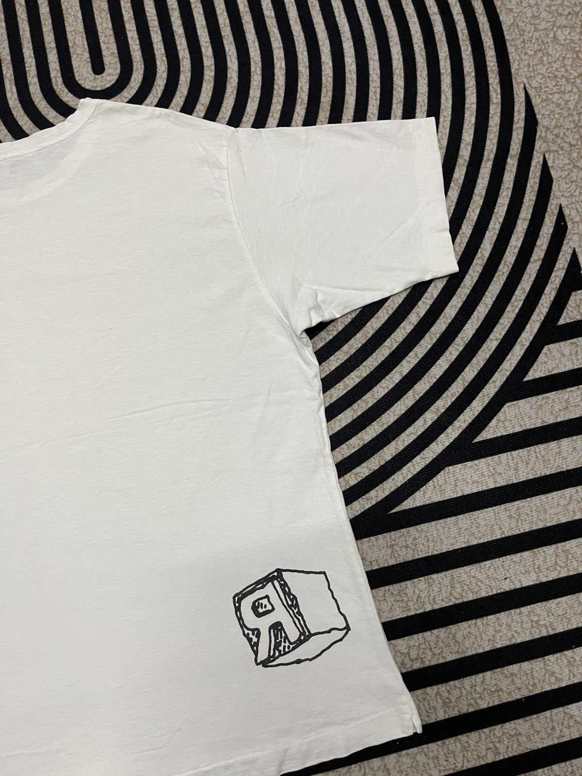 45rpm 90s OG STYLE 45RPM R BIG LOGO RARE TSHIRT Size US L / EU 52-54 / 3 - 10 Thumbnail