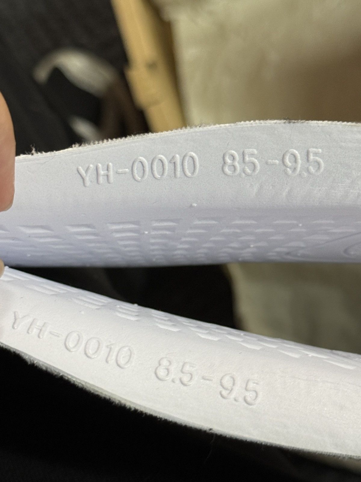 Adidas × Yeezy Adidas Yeezy v2 “Cream White” Size US 9 / EU 42 - 8 Thumbnail
