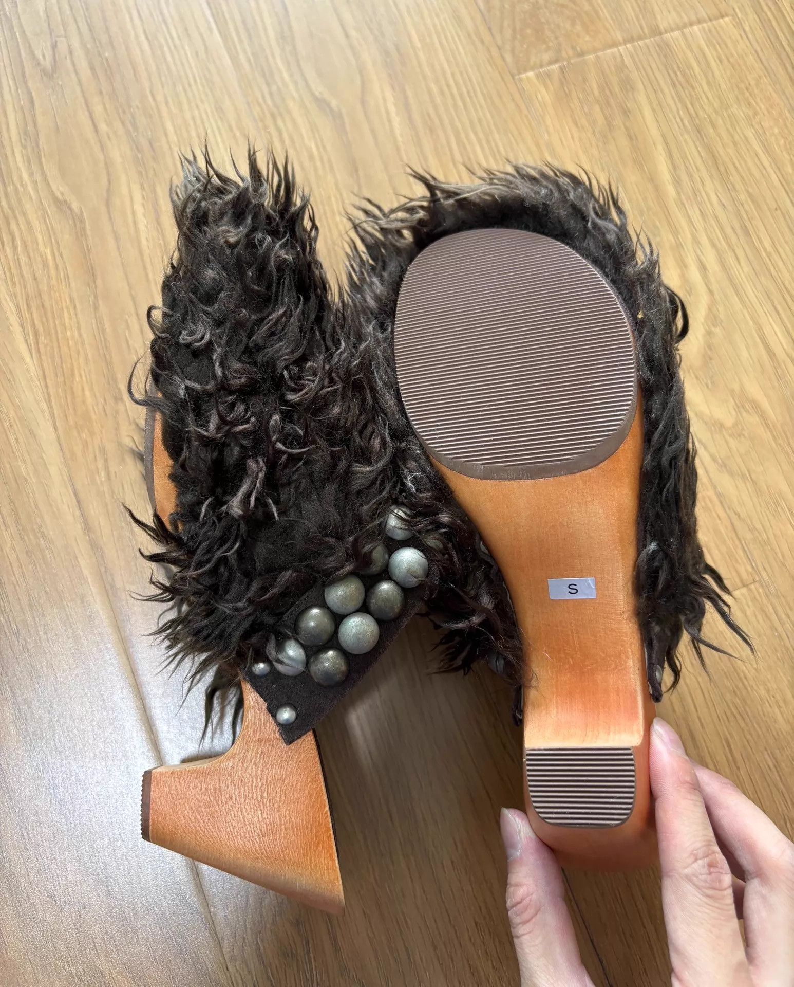Sunao Kuwahara sunao kuwahara vintage studs fur shoes size S 230-240 Size US 6 / IT 36 - 7 Thumbnail