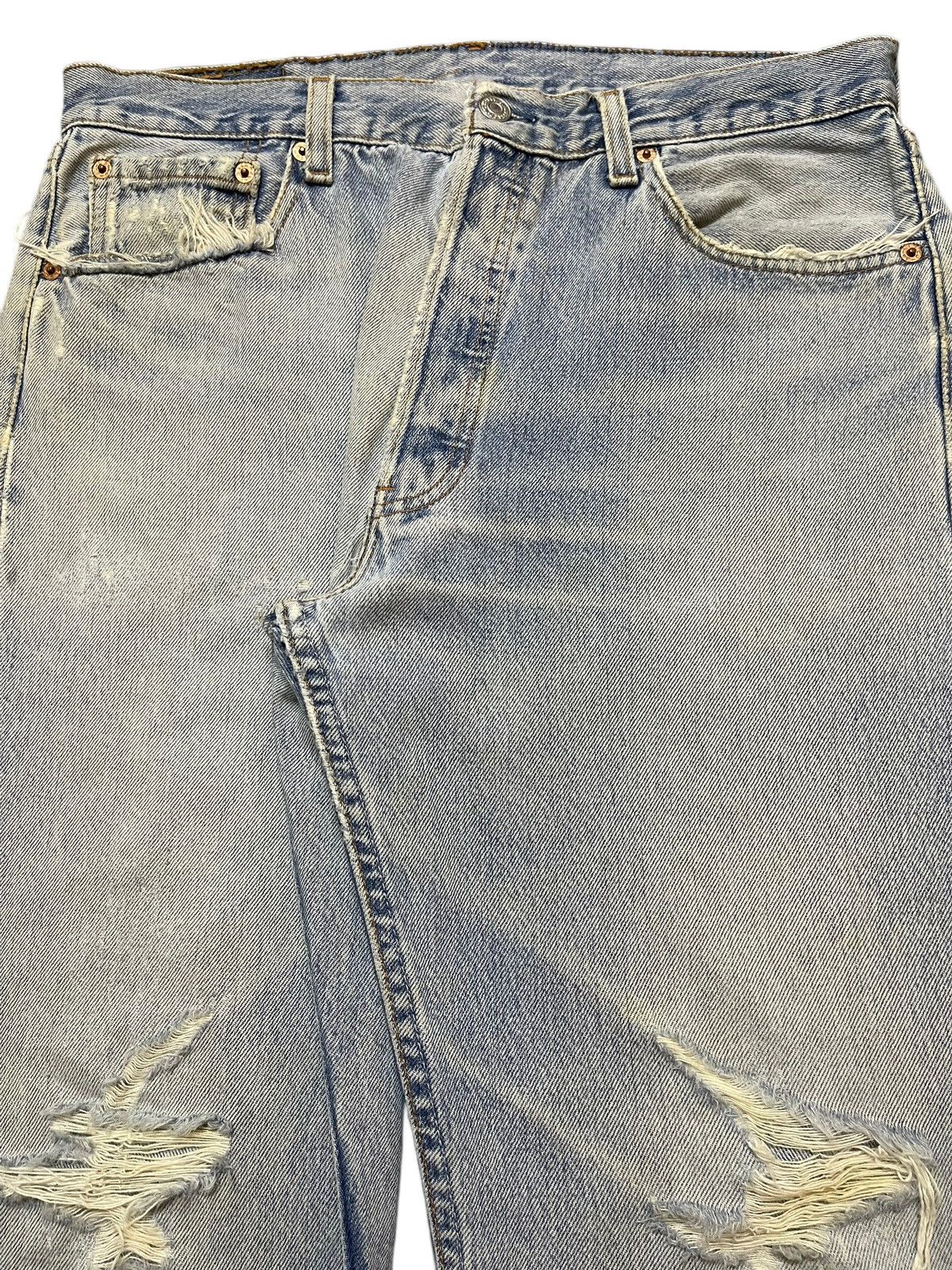Levi's Vintage 90s Levis 501 Faded Wash Distressed Style Jeans Size US 32 / EU 48 - 4 Thumbnail