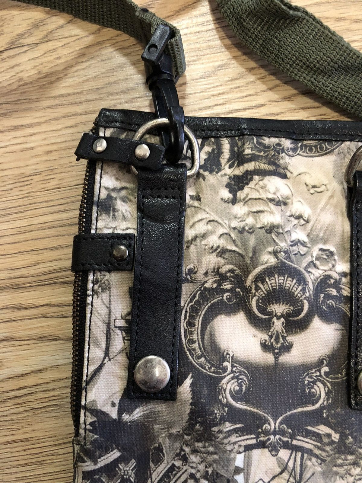 Jean Paul Gaultier × Vintage 90’s Jean Paul Gaultier Psychedelic Tropical sling bag Size ONE SIZE - 4 Thumbnail