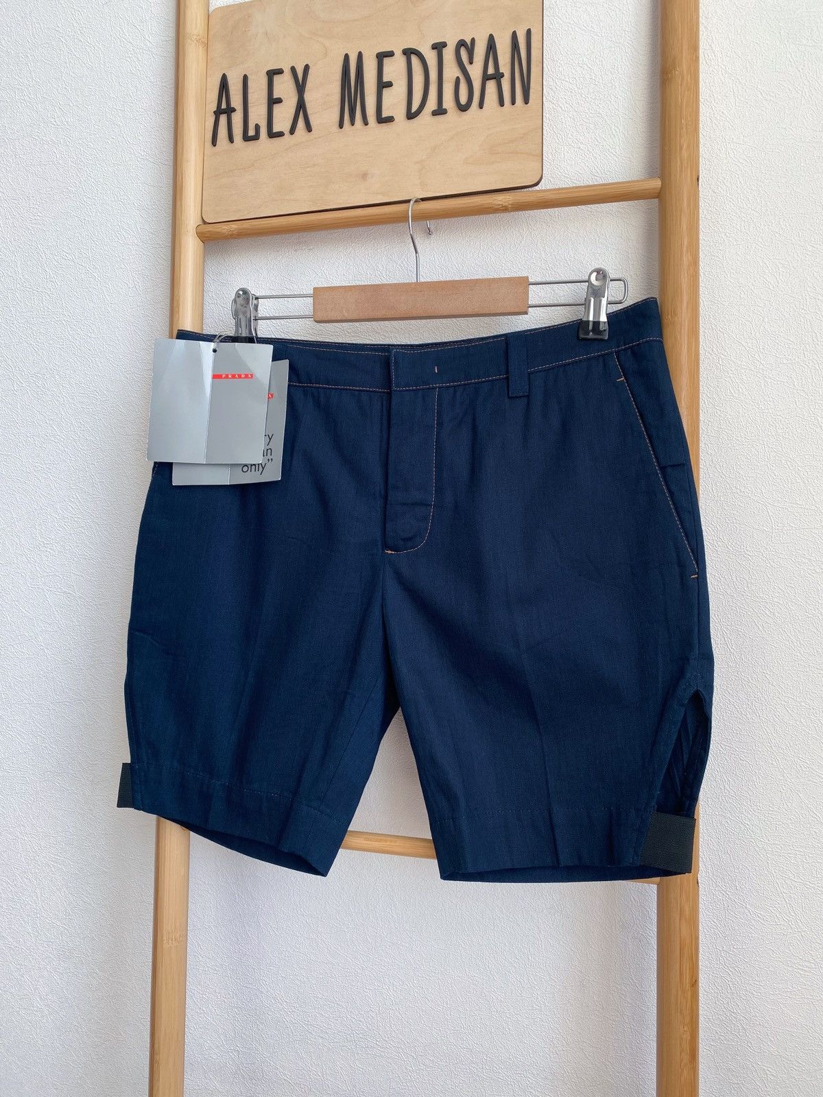 Prada New Prada Shorts Size 25 Size 25" / US 0 / IT 36 - 3 Thumbnail