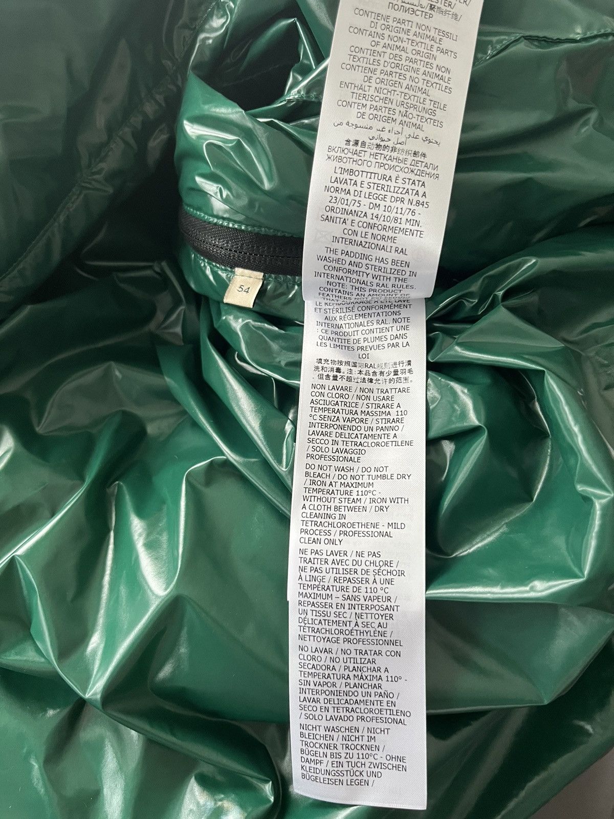 Gucci $3K Super Runway Brand New Goose Down Heavy Vest Coat Rare Size US XXL / EU 58 / 5 - 10 Thumbnail