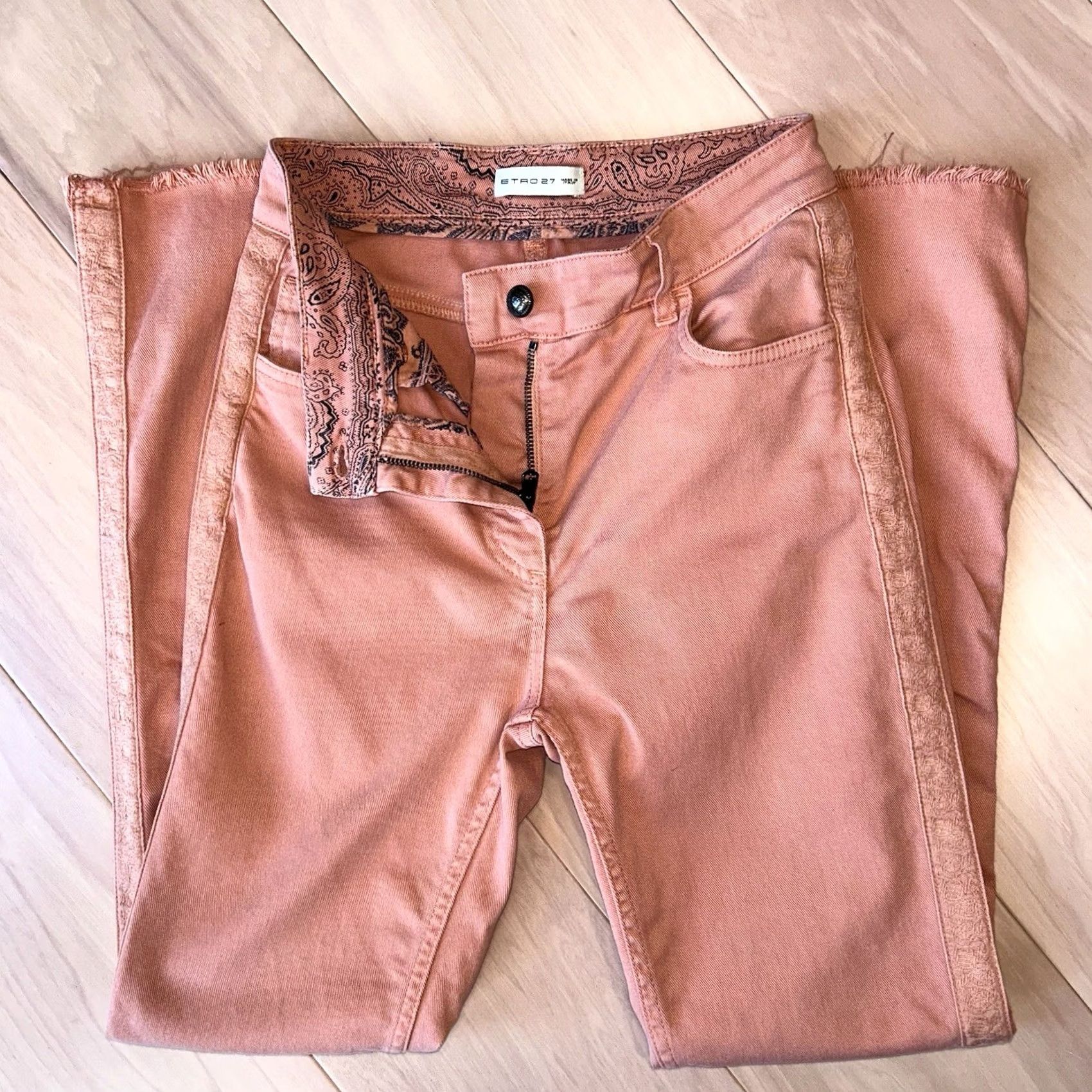 Etro ETRO Milano Jeans Flared Cotton Denim Pink 27x28 Womens Regular 5-Pocket Embroidered Zipper Button Raw Hem Stretch Bohemian Urban City Designer Size 27" / US 4 / IT 40 - 4 Thumbnail