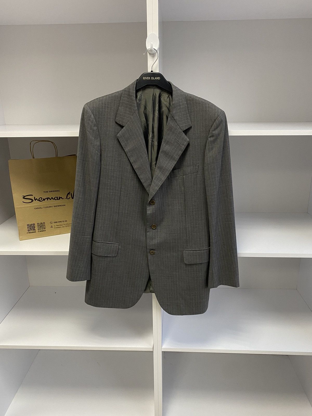 Brioni × Designer × Vintage Vintage Brioni Luxury Old Money Style Gray Blazer Size 54R - 1 Thumbnail