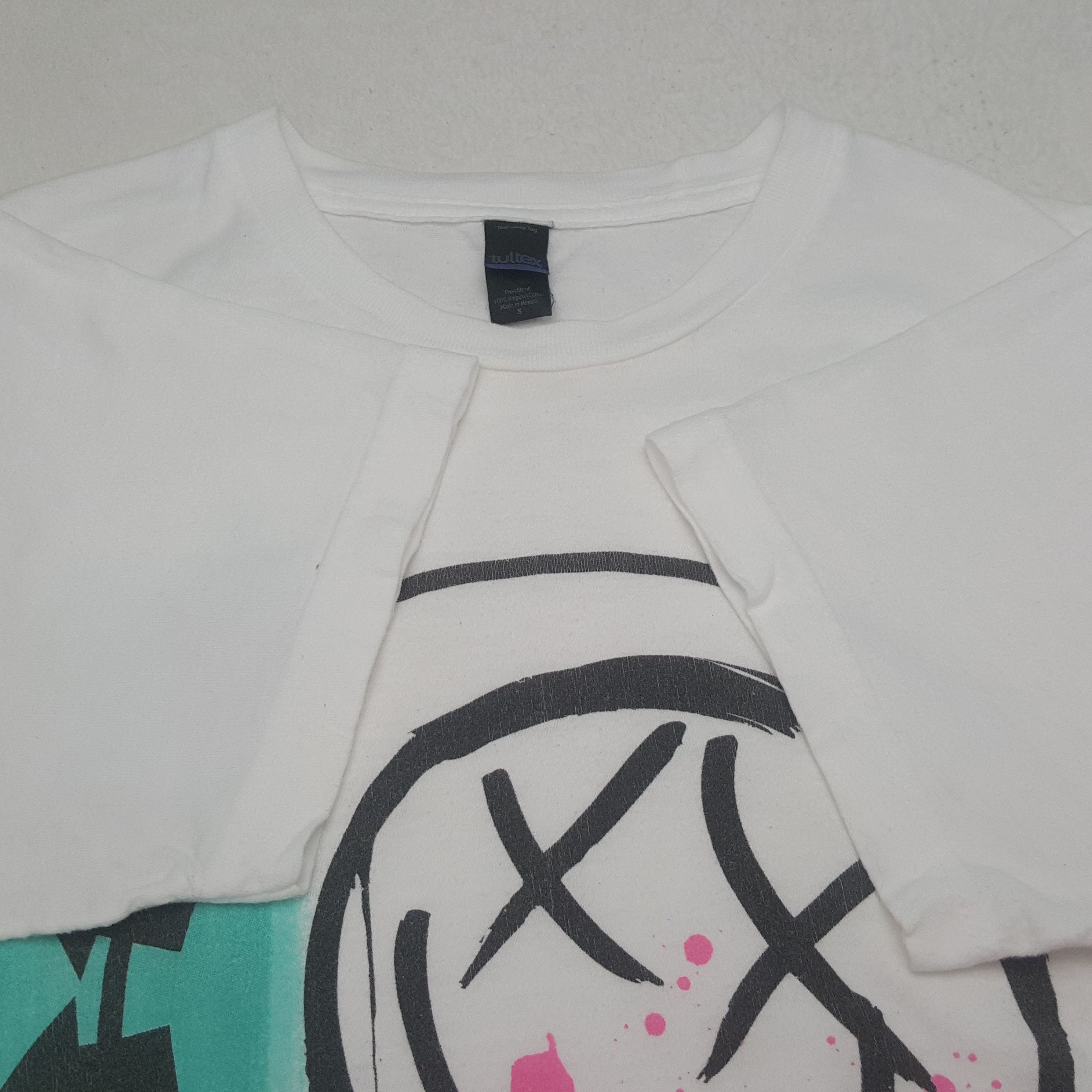 Band Tees × Tultex × Vintage BLINK-182 Rock Band Music Tshirt C285N8 Size US S / EU 44-46 / 1 - 7 Thumbnail