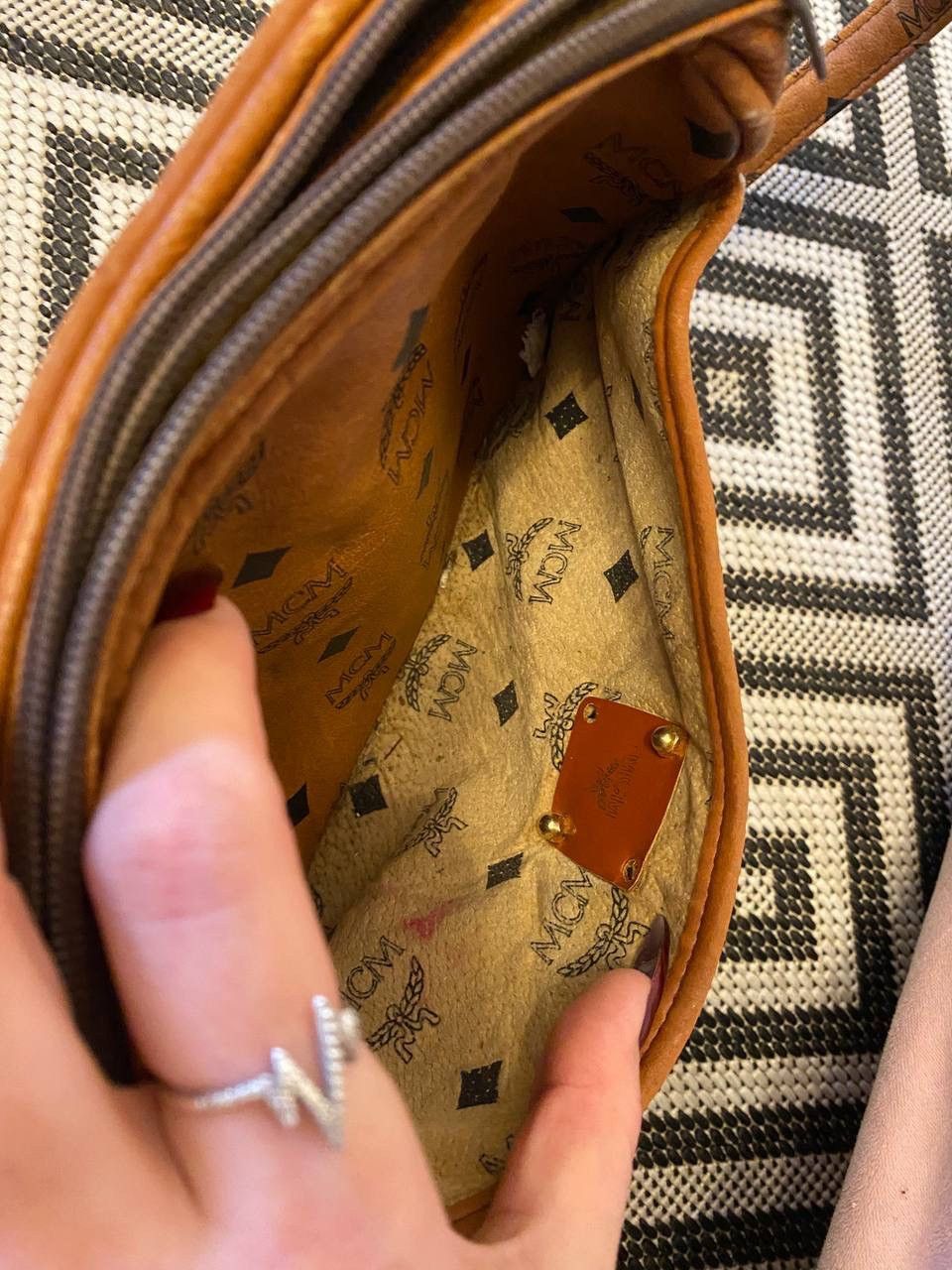 MCM × Vintage Vintage 80s MCM brown monogram crossbody bag casual designer Size ONE SIZE - 7 Thumbnail